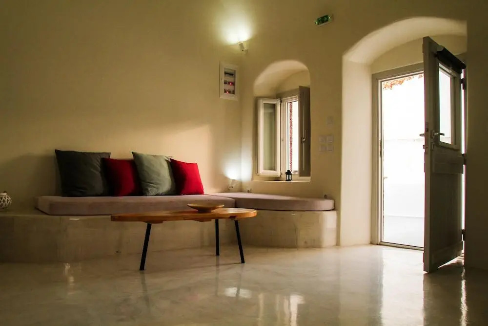 Fertimo Suites - Authentic Cave Homes with Private Hot Tub