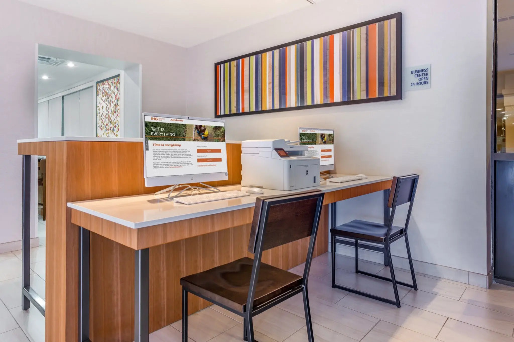 Holiday Inn Express Ramsey-Mahwah by IHG