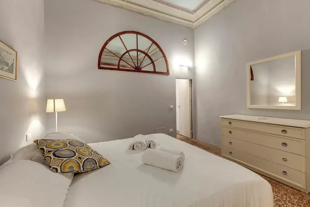 Mamo Florence - Academy House