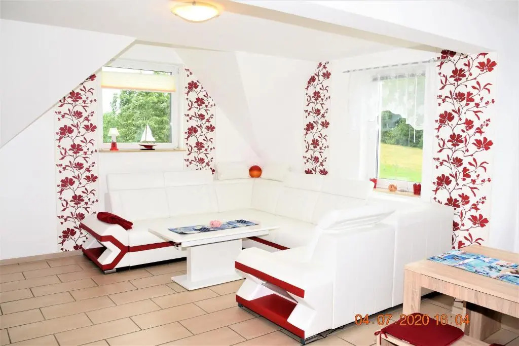 Fewo Traum, 4-Sterne Ferienwohnungen mit Swimmingpool und Whirlpool, 500m bis zum Achterwasser mit Badestrand