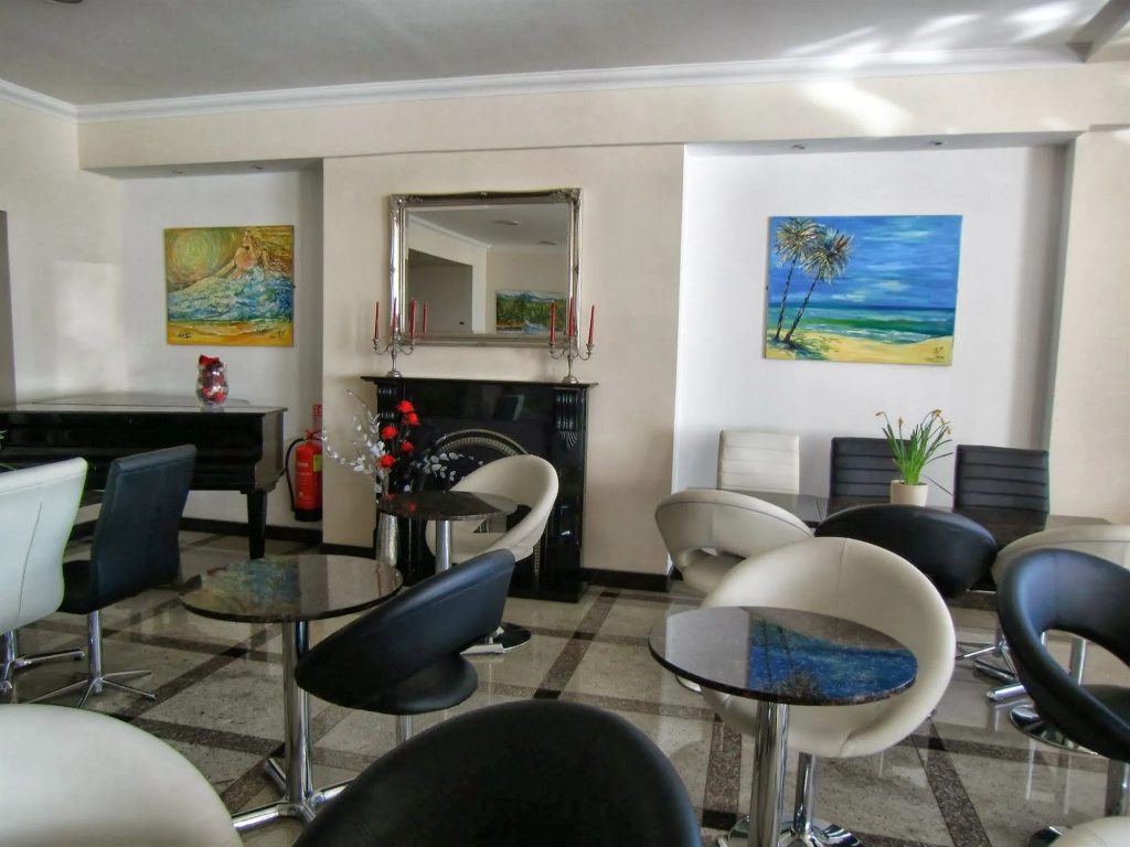 Eastbourne Riviera Hotel