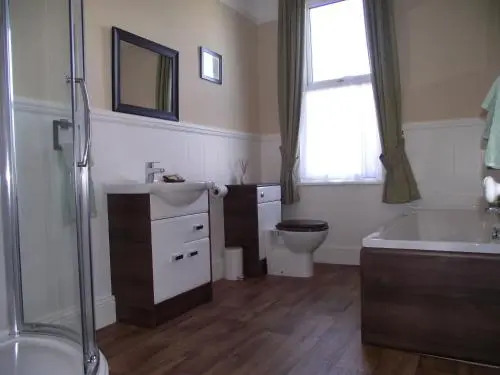 Ginnie's Guesthouse