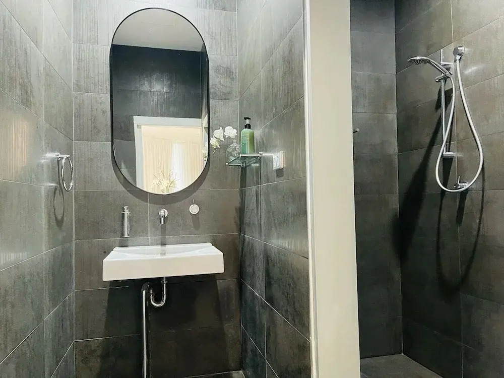 Kozyguru | Botany | 3 Bedroom Designer Holiday Apt