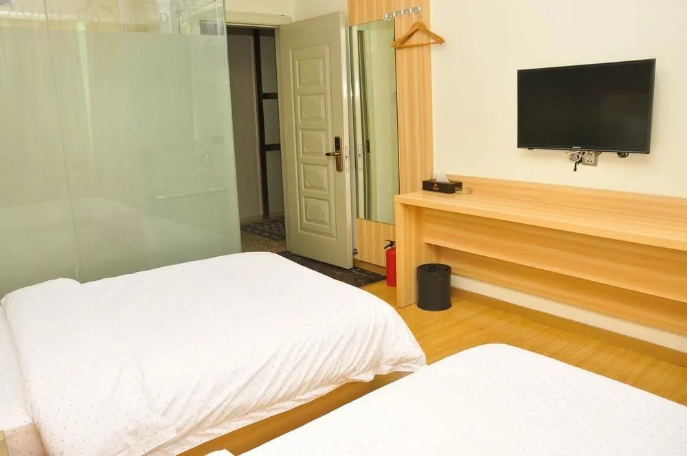 Yaxuan Hotel