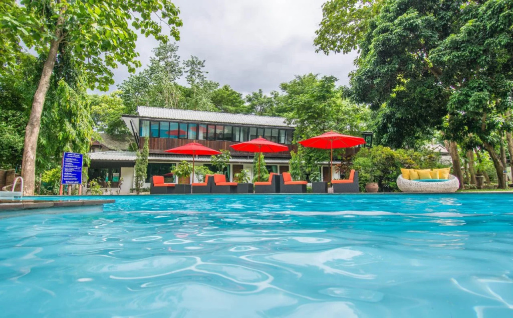 E-Outfitting Doikham Resort