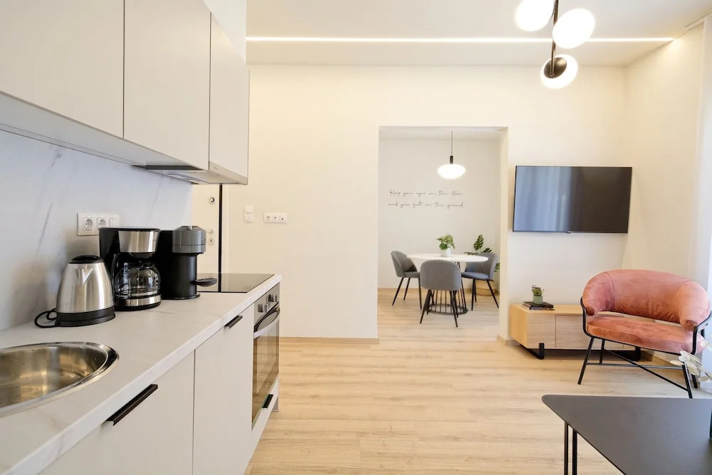 Eos Residence
