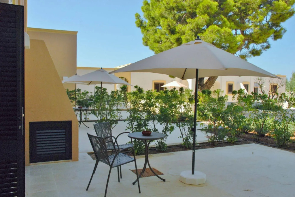 San Velletri Guest House