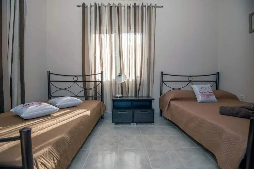 Seaside Plitra Paradiso - Steps From the Beach