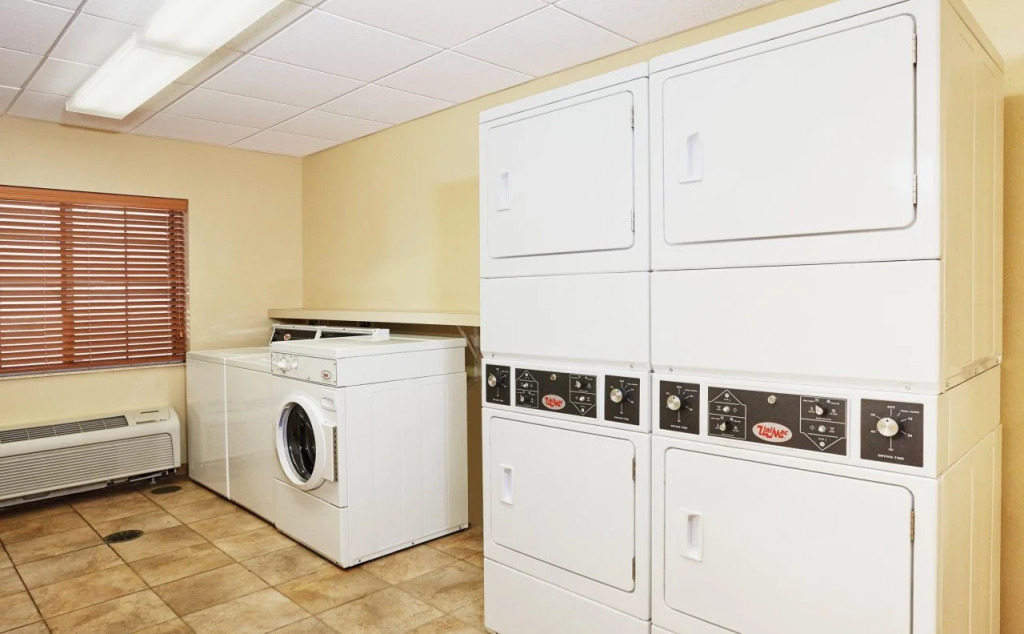 Candlewood Suites Milwaukee Airport by IHG