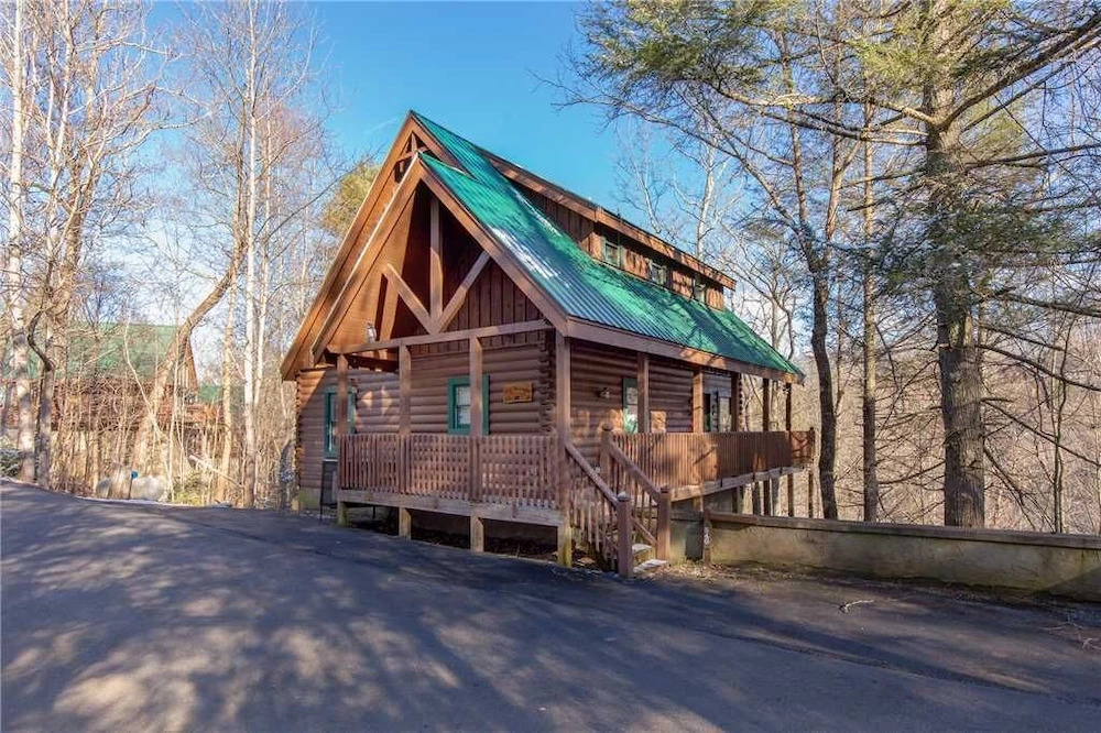 Wildwood Cove, 2 Bedrooms, Fireplace, WiFi, Jetted Tub, Hot Tub, Sleeps 6