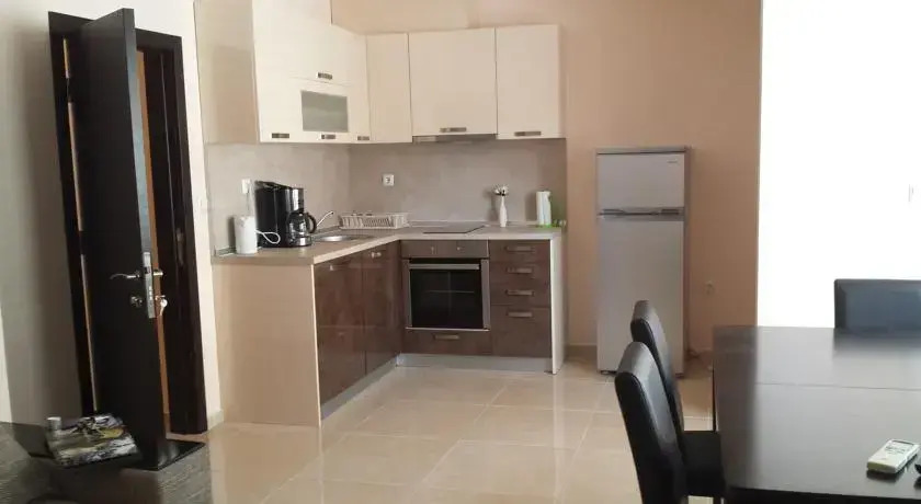 Plamena Apartments