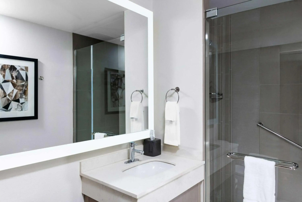 Hyatt House Nashville Downtown-Convention Center