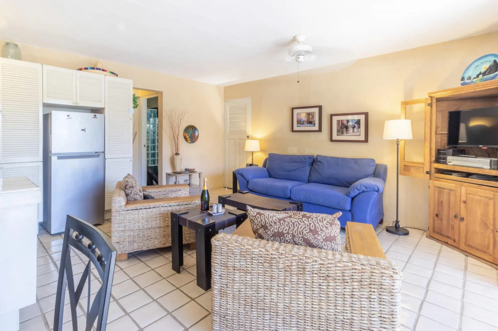 Warm Cozy 1bed Condo Close to Everything Your Los Cabos Home Away From Home
