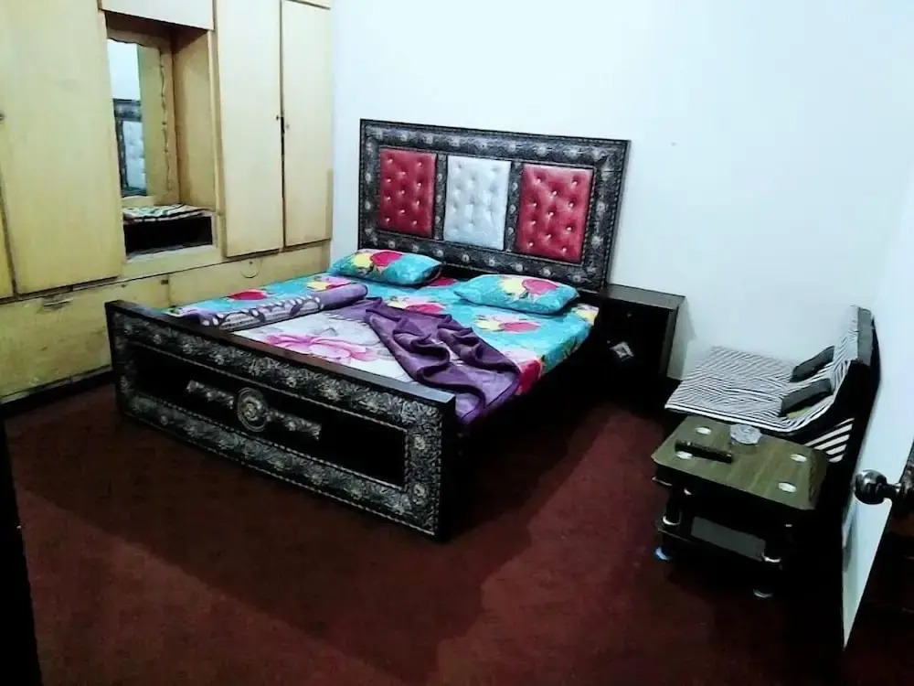 Diamond Hotel
