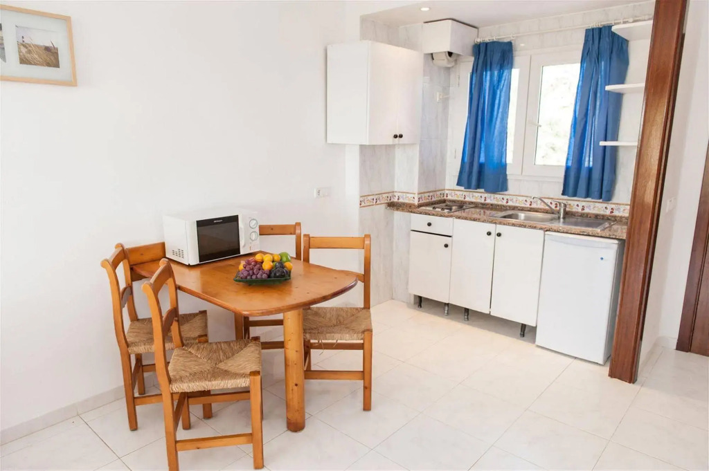 Apartamentos Sol Romántica by DOT Suites