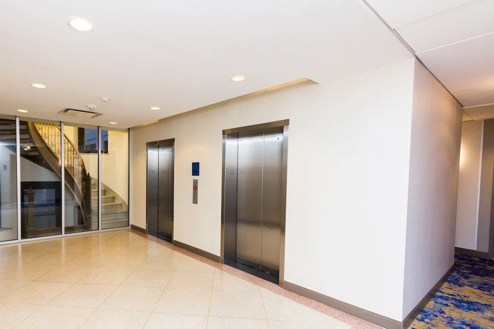 Cook City Suites - 1338 Chestnut Street