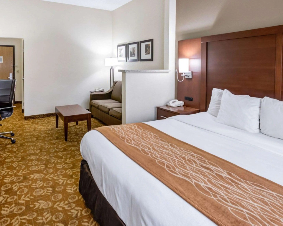 Comfort Suites Kansas City-Liberty