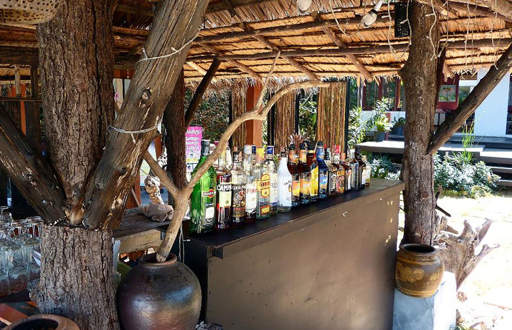 Отель Koh Ngai Thanya Beach Resort