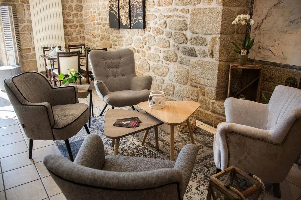 Logis Hôtel Restaurant La Brasserie