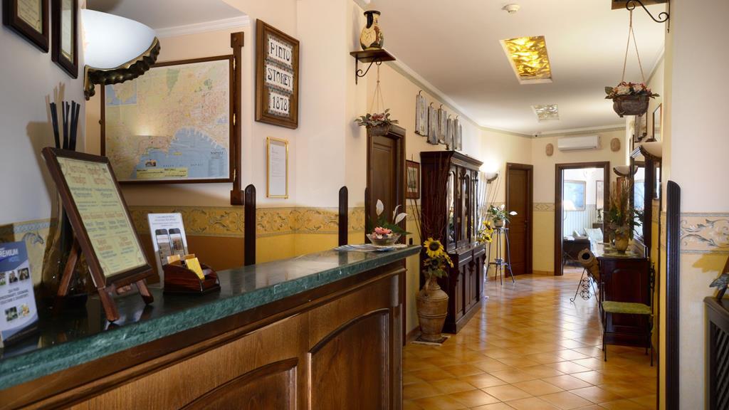 Pinto-Storey Hotel