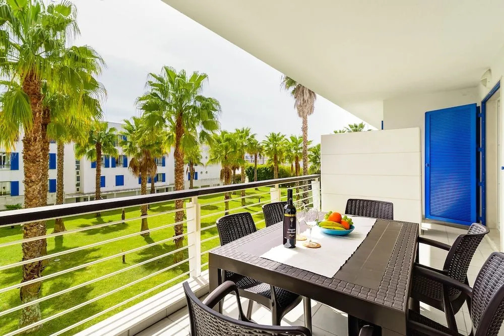 Marina Apartment by AGProperties