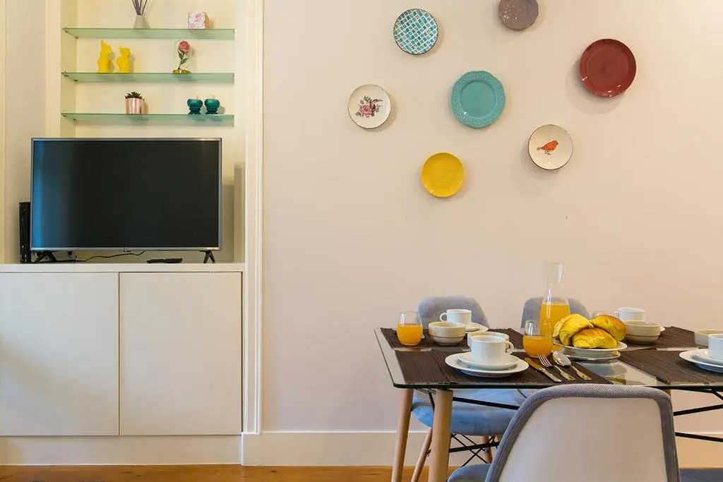 LovelyStay - Cozy 3BDR Apartment in Estrela