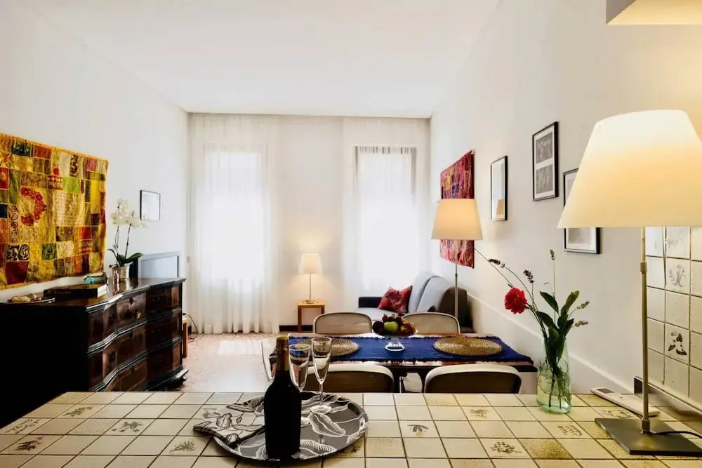 San Severo Bright Stylish Apartments Canal View