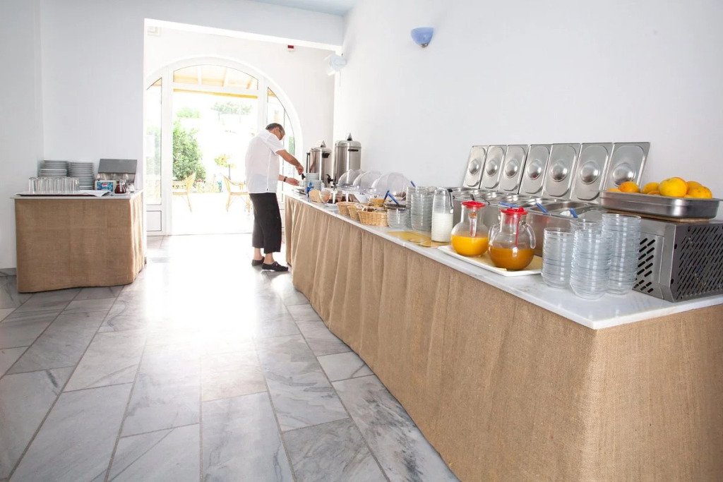 Polos Hotel Paros