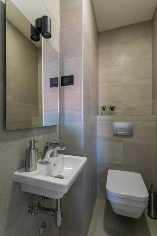 Eni Luxury Residence