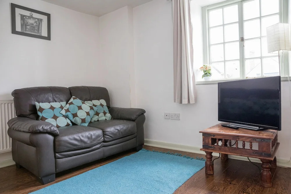 Route 2 Apartments
