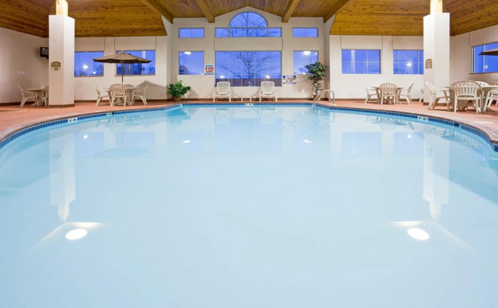 Holiday Inn Express Houghton-Keweenaw by IHG