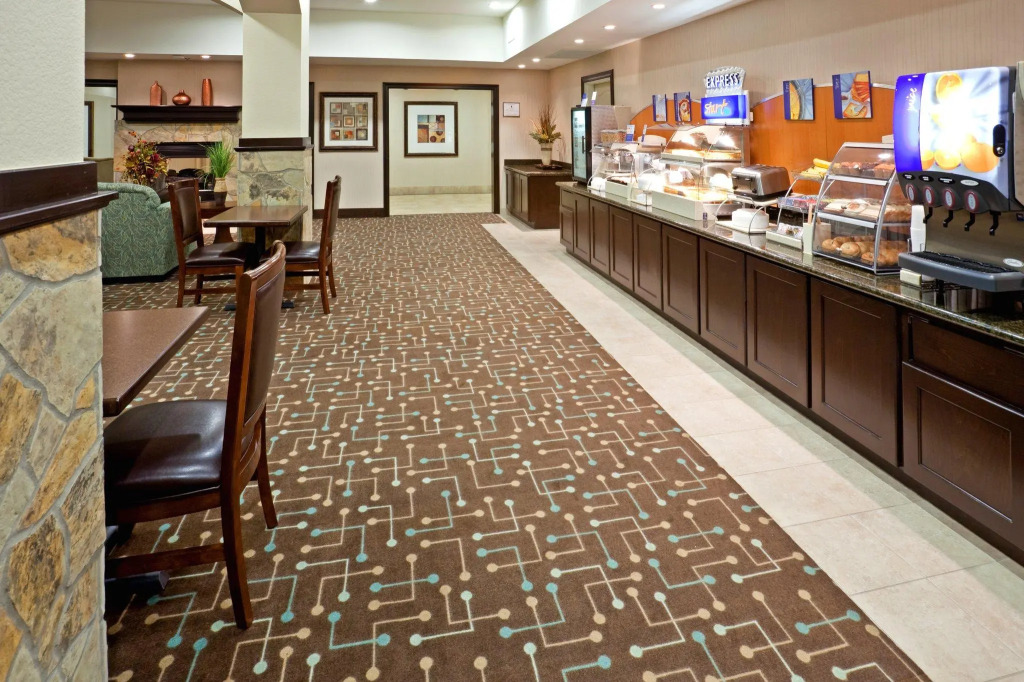 Holiday Inn Express Hotel & Suites Cedar Hill by IHG