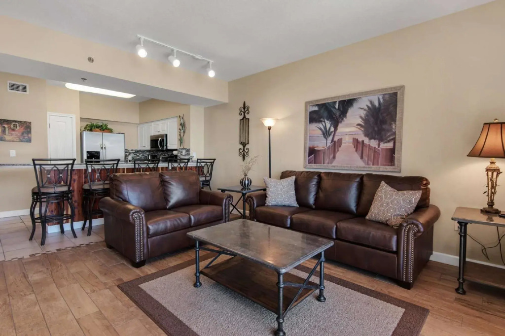 2116 Shores of Panama