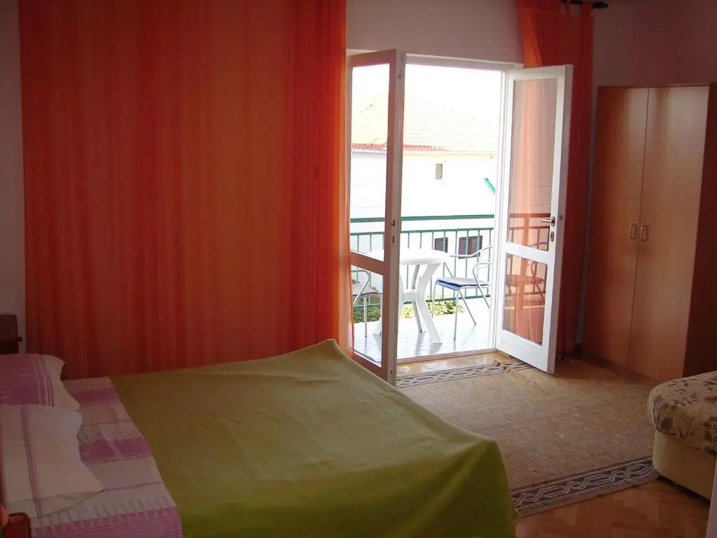 Apartments Eddie - 80m from sea
