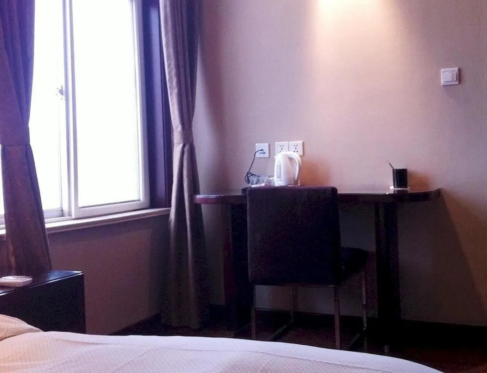 Changcheng Hotel
