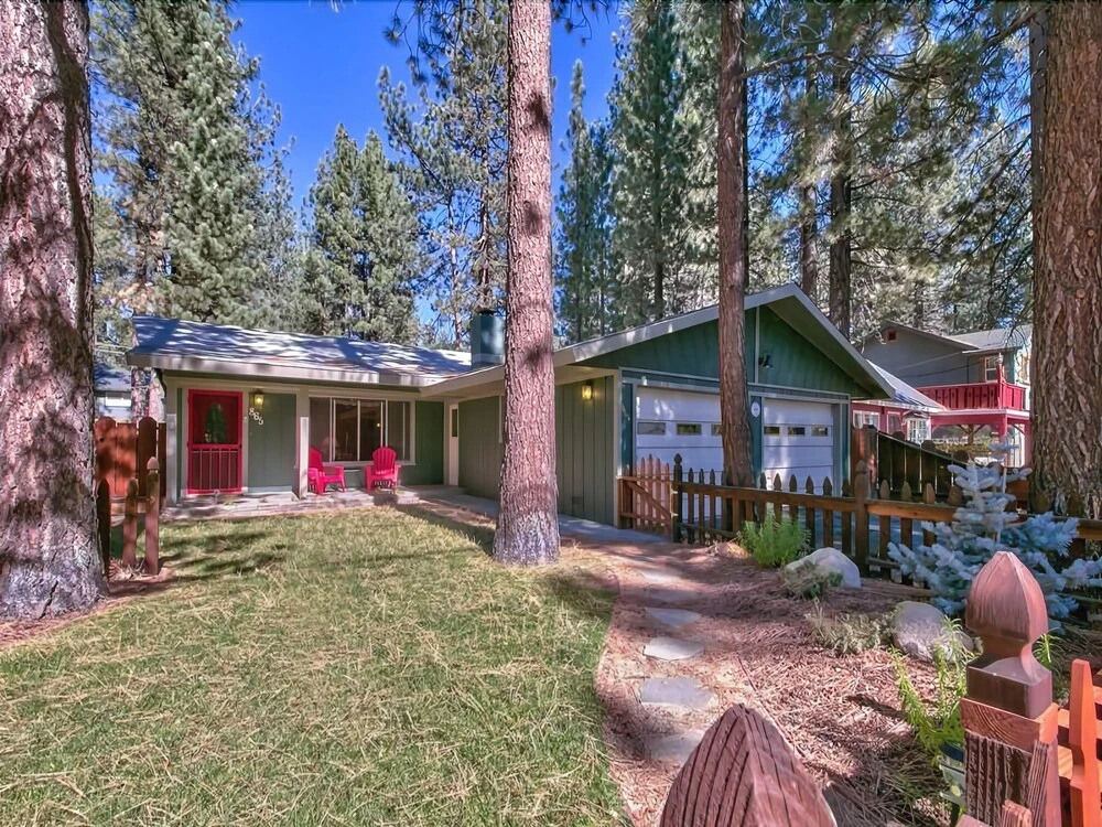 The Stanford 865S - 3 Br home by RedAwning