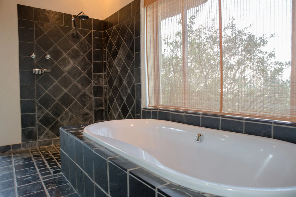 Hitgeheim Country Lodge & Eco Reserve
