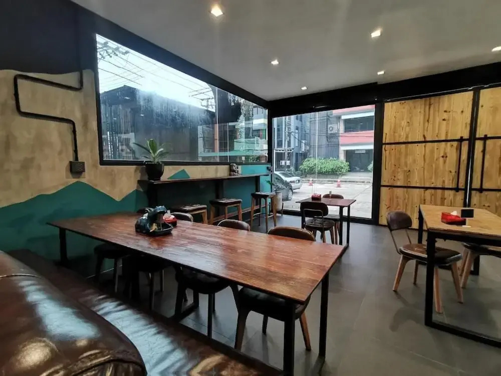 Airport Mini Hostel at Don Mueang Airport