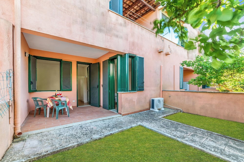 Villetta Tamari 300 meters from the sea