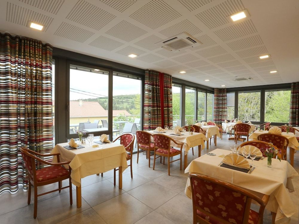 Logis Hotel Spa Rest. le Provence