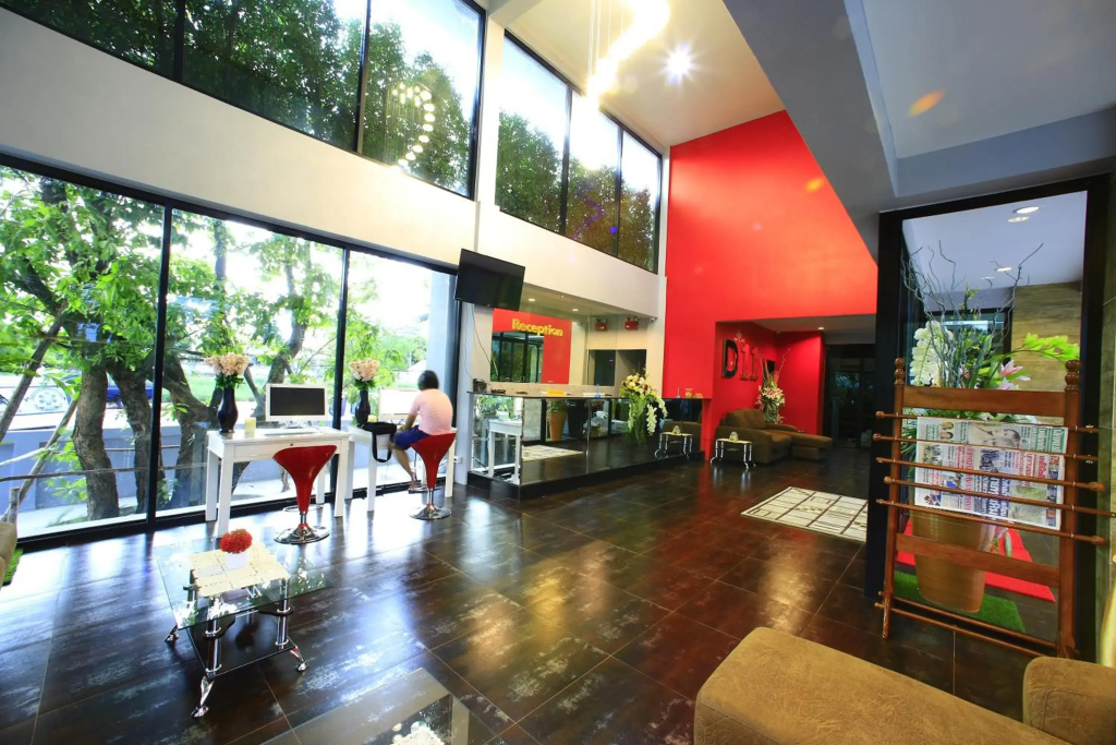 D11 Hotel