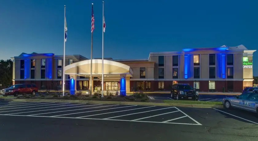 Comfort Inn Midlothian Turnpike