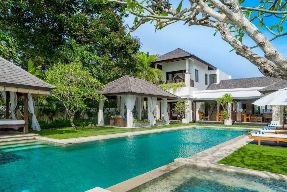 Puri Tirta Villas