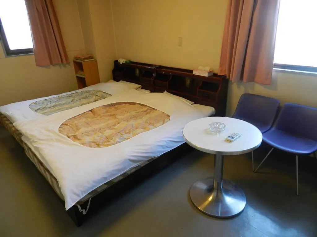 Hatoya Hotel