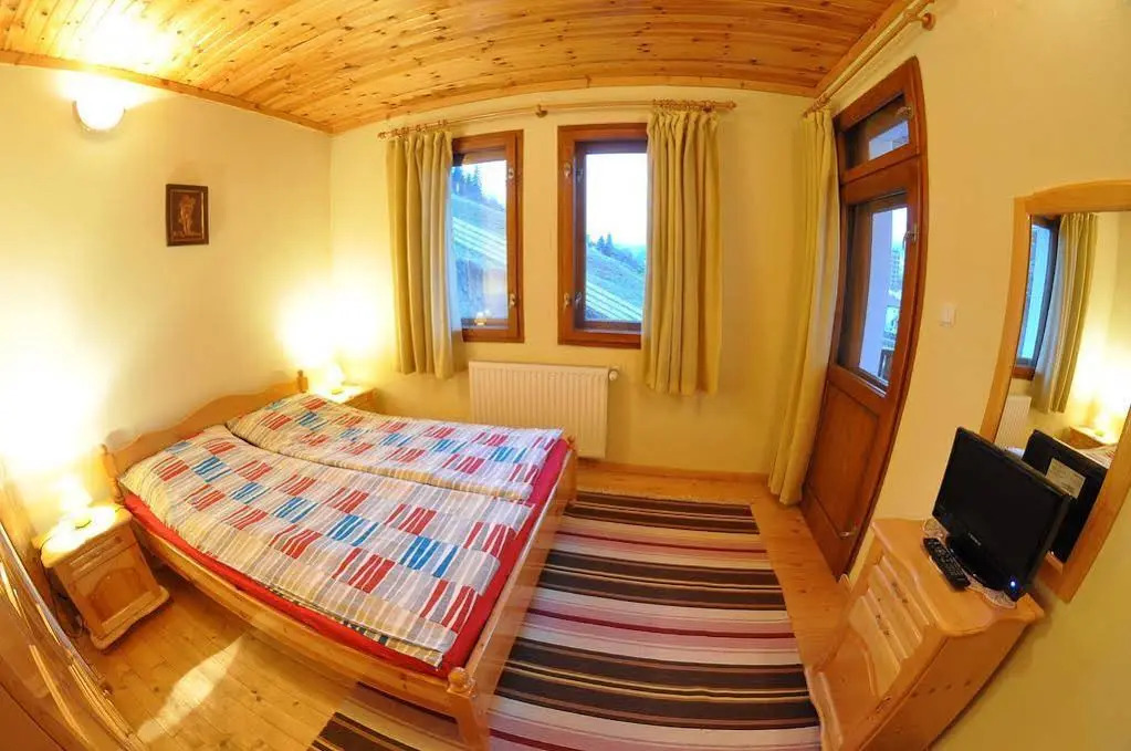 Eco House Family Hotel