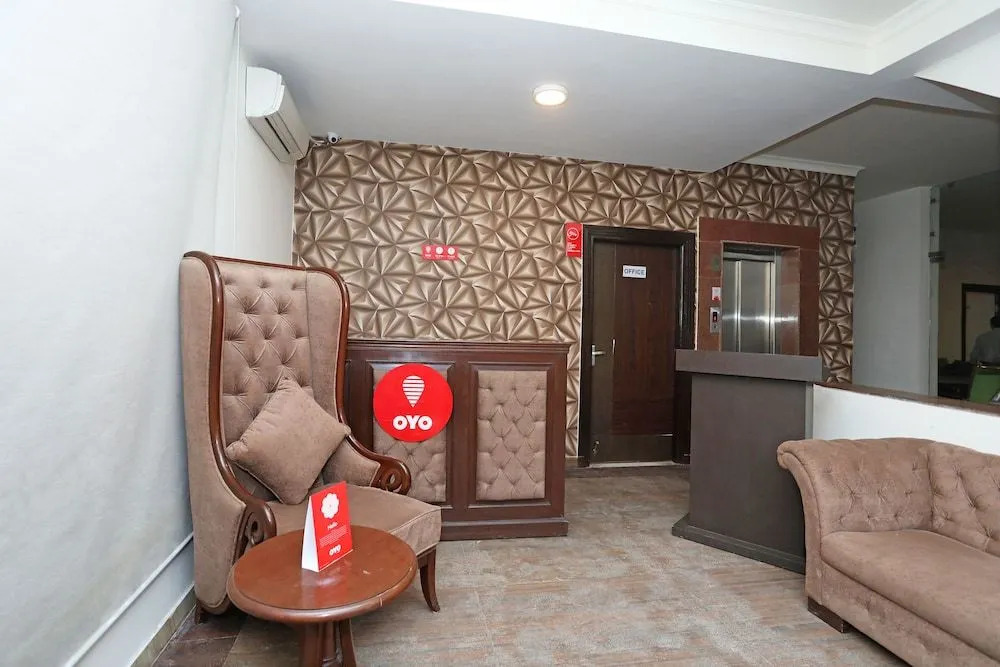 OYO 11044 Hotel Tulip Suites