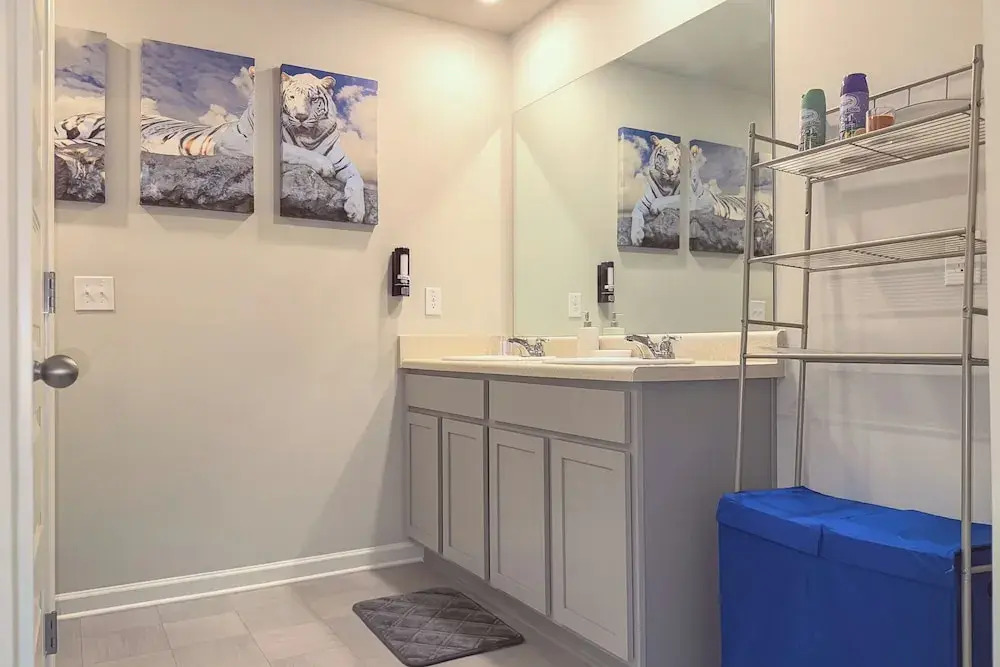 Pets Welcome! Family Townhome w/ Yard in Atlanta