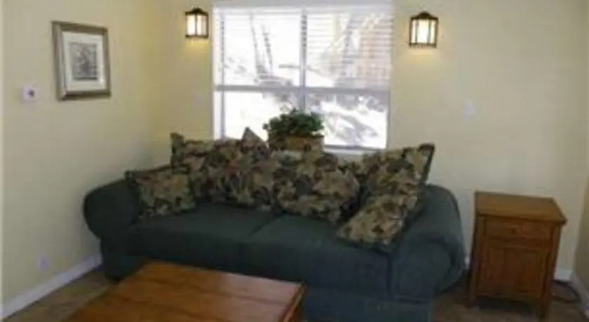 RedAwning Moonridge Mountain Retreat