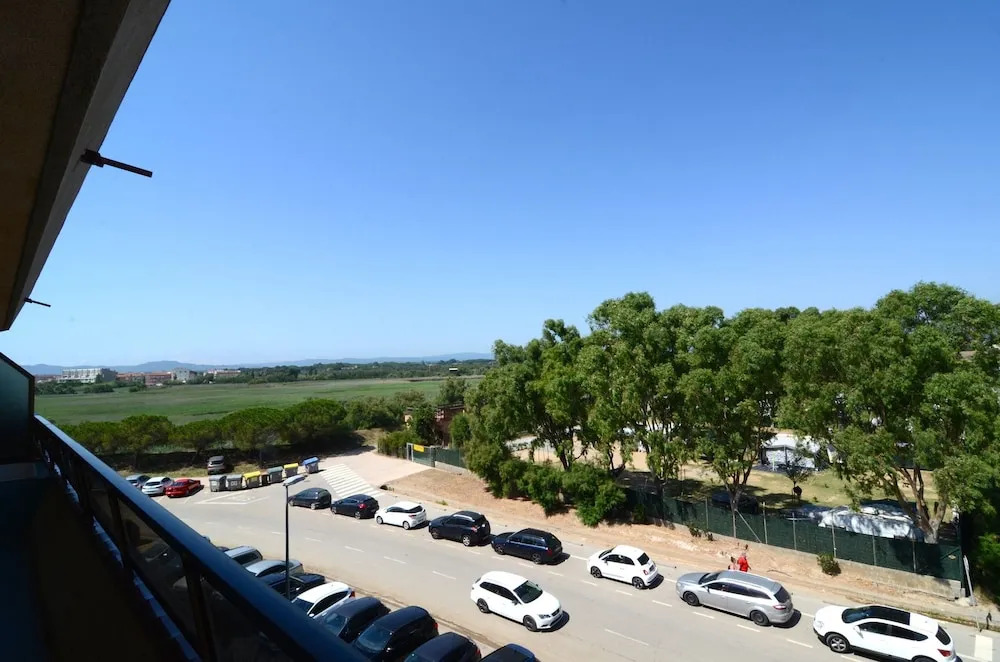 Apartamento La Pineda I 19 3-6