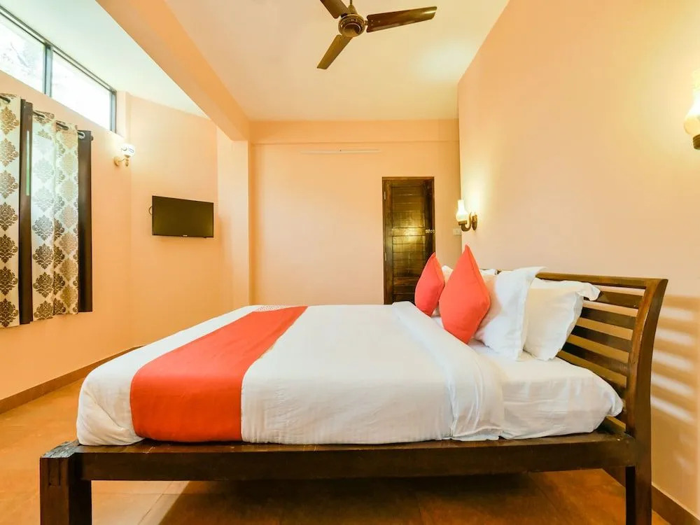 OYO 13415 Cherai Village Home Stay